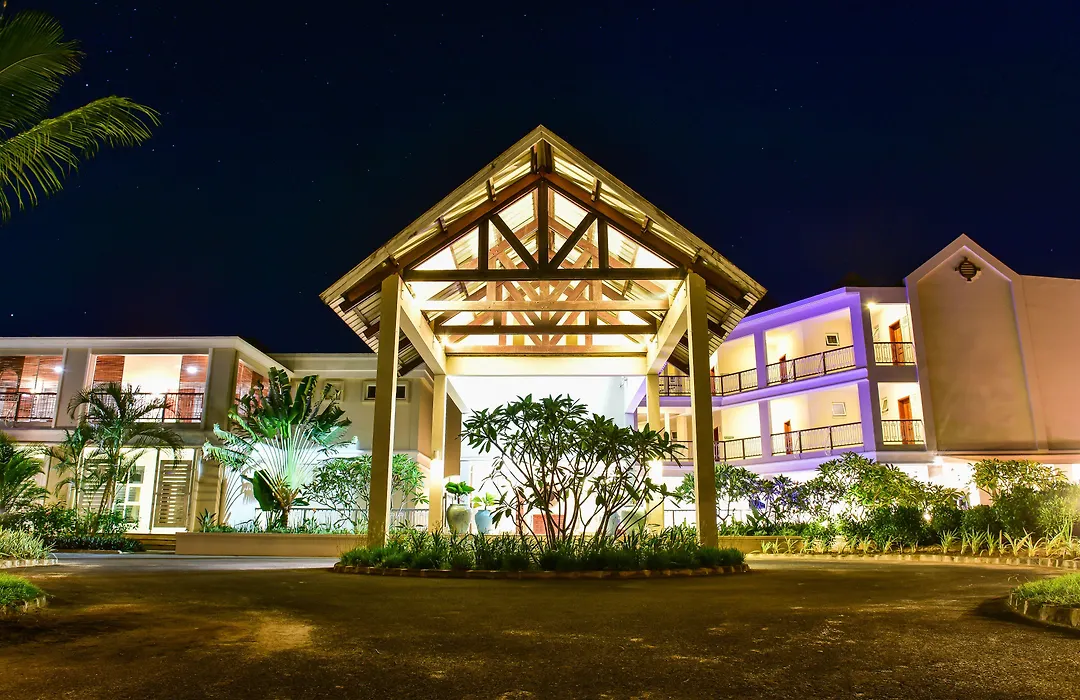 Tarisa Resort & Spa-1